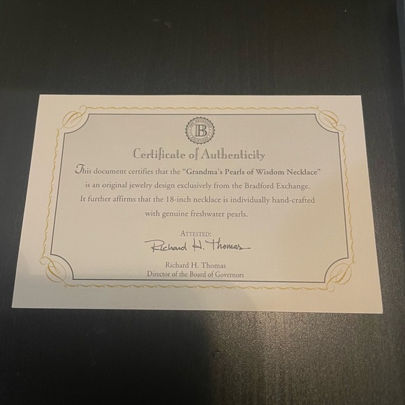 Bradford Exchange “Grandma’s Pearls of Wisdom” authentic pearl necklace - Picture 3 of 3